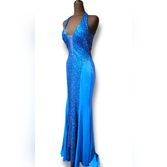 Blue Sequined floor-length  Stretchy gown. Size M To L - Picture 4 of 11